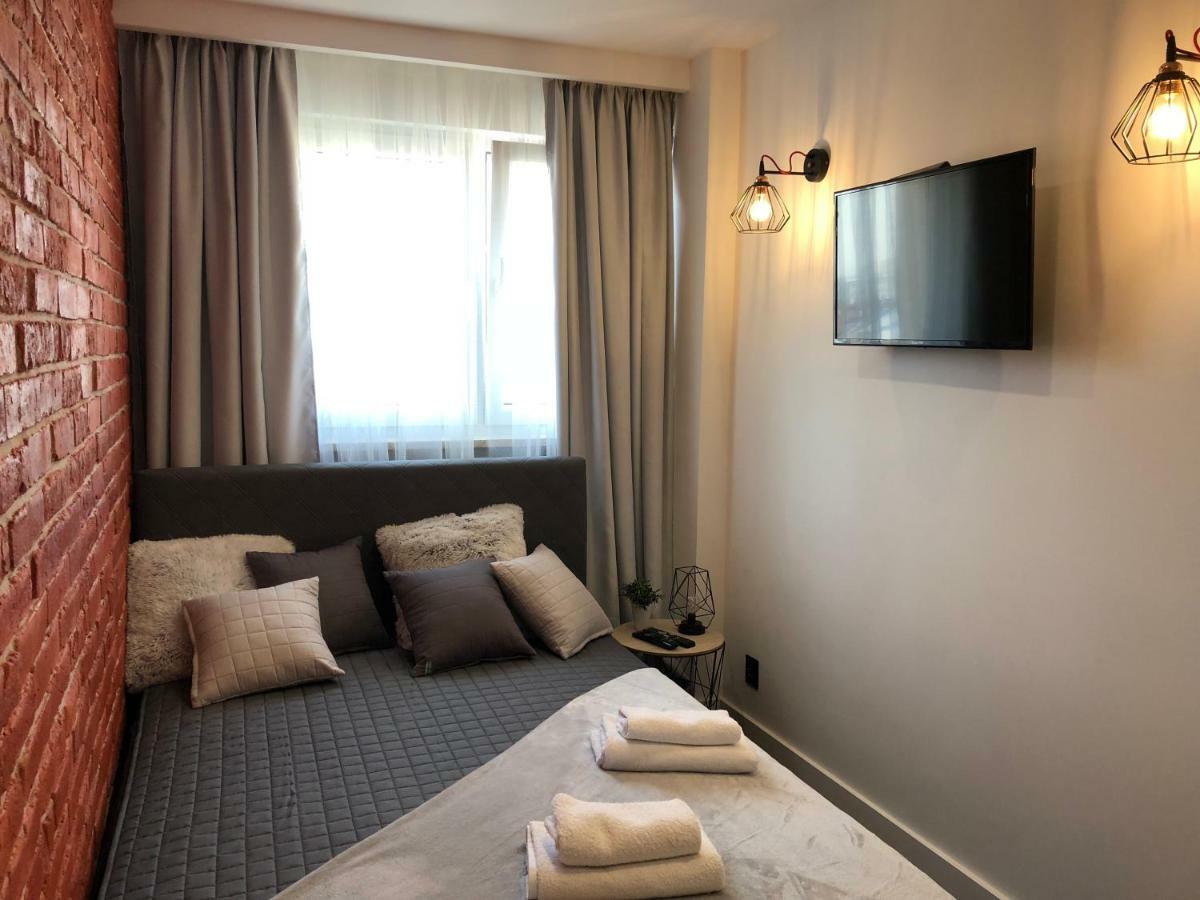Family & Business Sauna Apartments Rynek Centrum Downtown - 2 Bedroom With Private Sauna, Balcony, Parking Kielce Esterno foto