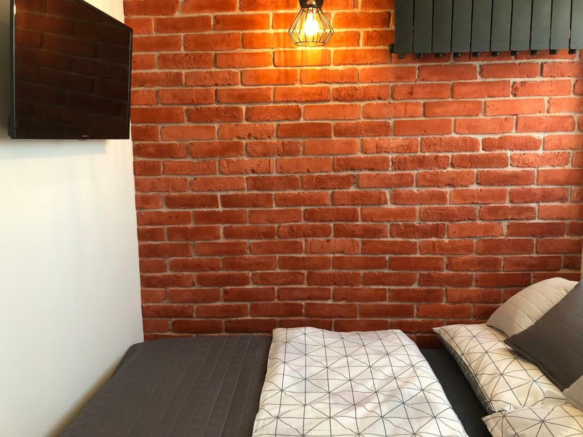 Family & Business Sauna Apartments Rynek Centrum Downtown - 2 Bedroom With Private Sauna, Balcony, Parking Kielce Esterno foto