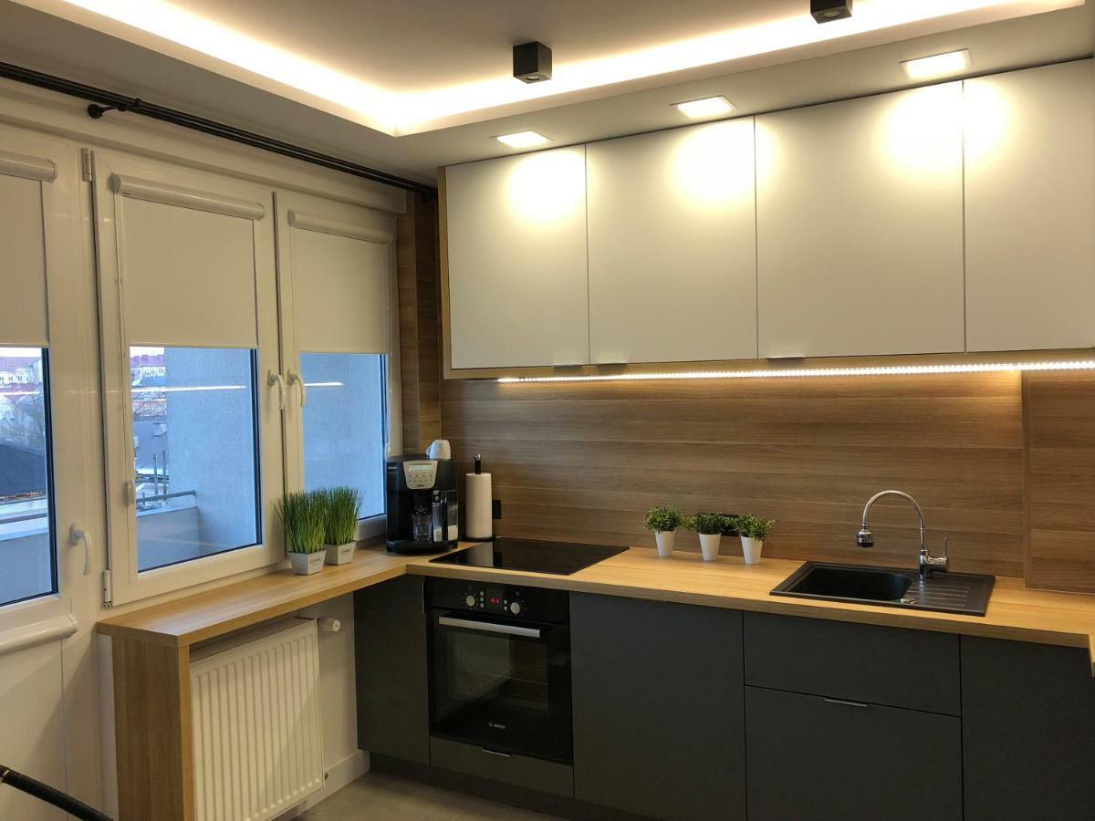 Family & Business Sauna Apartments Rynek Centrum Downtown - 2 Bedroom With Private Sauna, Balcony, Parking Kielce Esterno foto