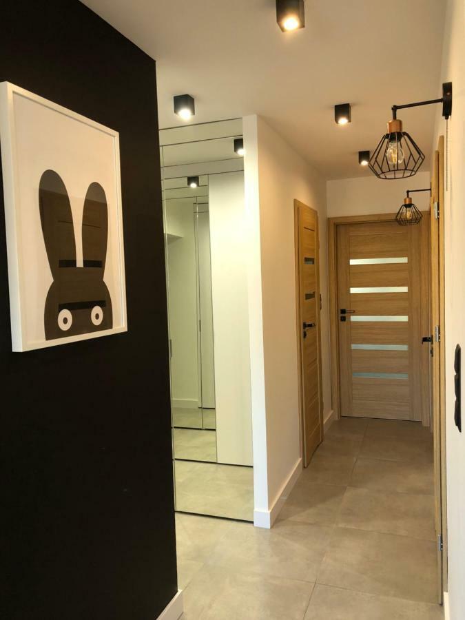 Family & Business Sauna Apartments Rynek Centrum Downtown - 2 Bedroom With Private Sauna, Balcony, Parking Kielce Esterno foto