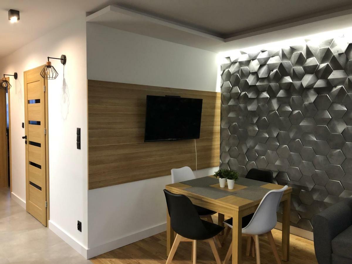 Family & Business Sauna Apartments Rynek Centrum Downtown - 2 Bedroom With Private Sauna, Balcony, Parking Kielce Esterno foto