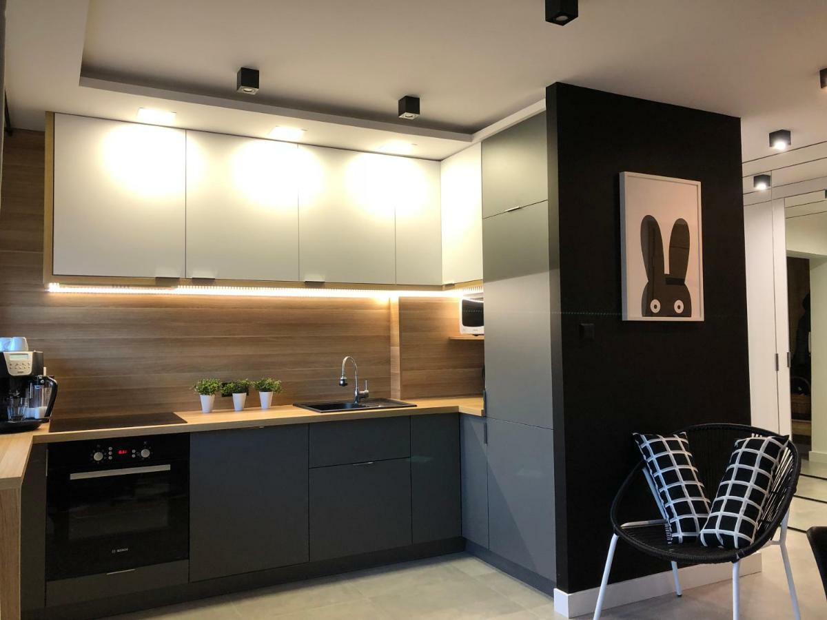 Family & Business Sauna Apartments Rynek Centrum Downtown - 2 Bedroom With Private Sauna, Balcony, Parking Kielce Esterno foto