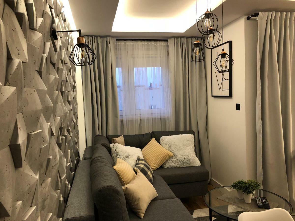 Family & Business Sauna Apartments Rynek Centrum Downtown - 2 Bedroom With Private Sauna, Balcony, Parking Kielce Esterno foto