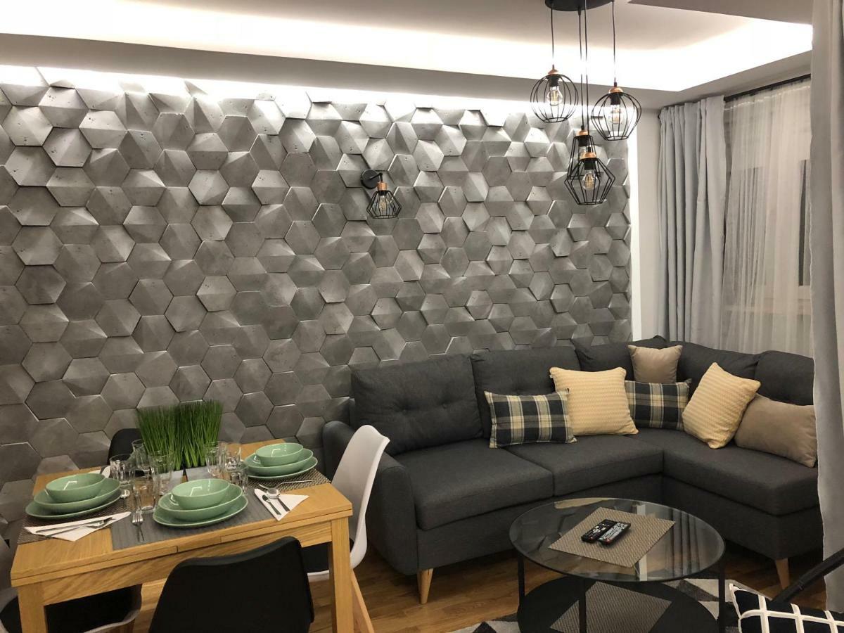 Family & Business Sauna Apartments Rynek Centrum Downtown - 2 Bedroom With Private Sauna, Balcony, Parking Kielce Esterno foto