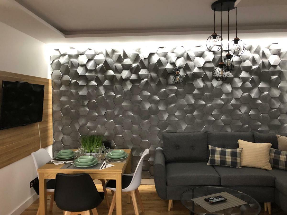 Family & Business Sauna Apartments Rynek Centrum Downtown - 2 Bedroom With Private Sauna, Balcony, Parking Kielce Esterno foto