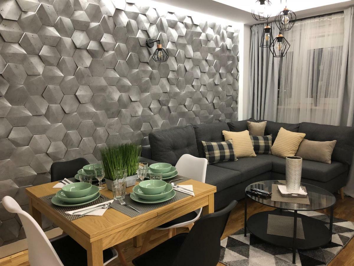Family & Business Sauna Apartments Rynek Centrum Downtown - 2 Bedroom With Private Sauna, Balcony, Parking Kielce Esterno foto